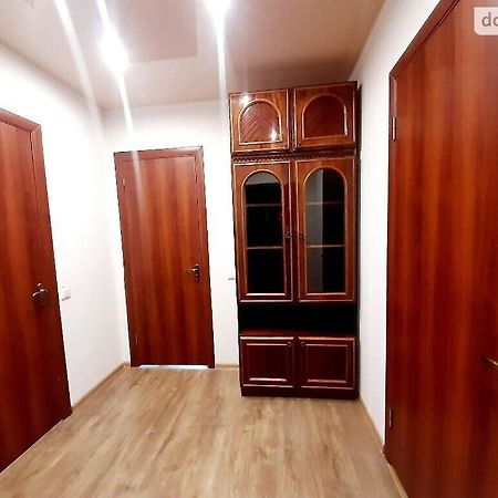 Family And Friends Apartment Ternopil Exterior foto